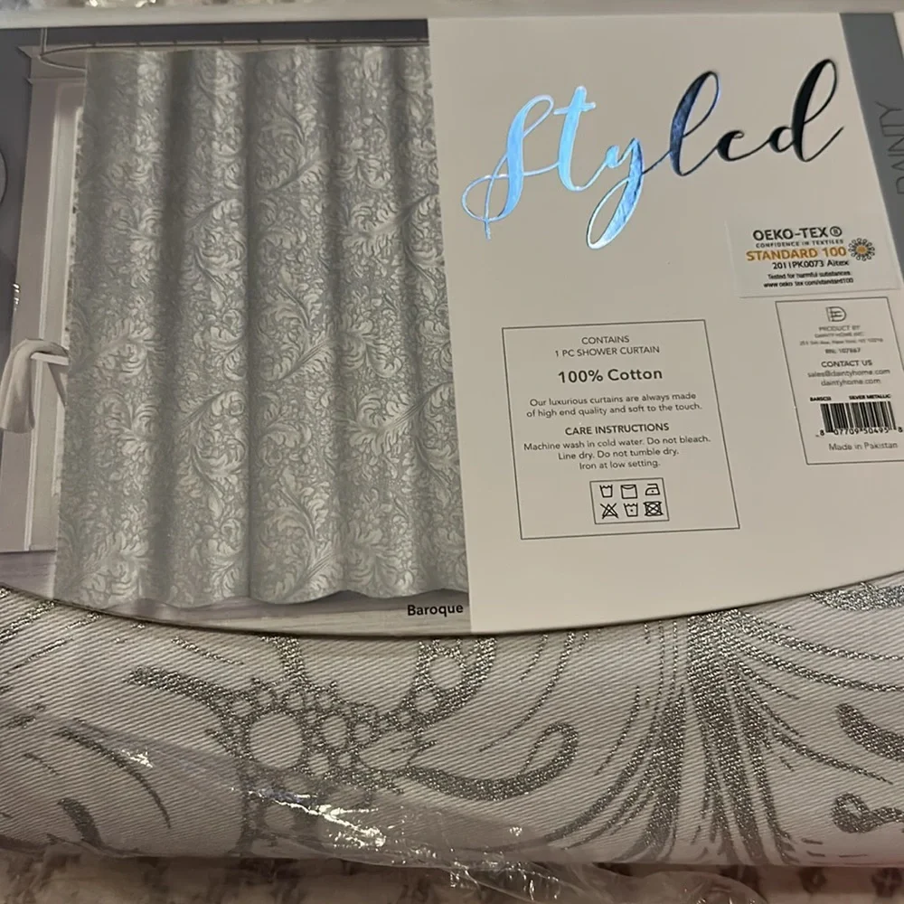 Styled by dainty 70” x 72” silver bardoue 100% cotton w metallic shower curtain